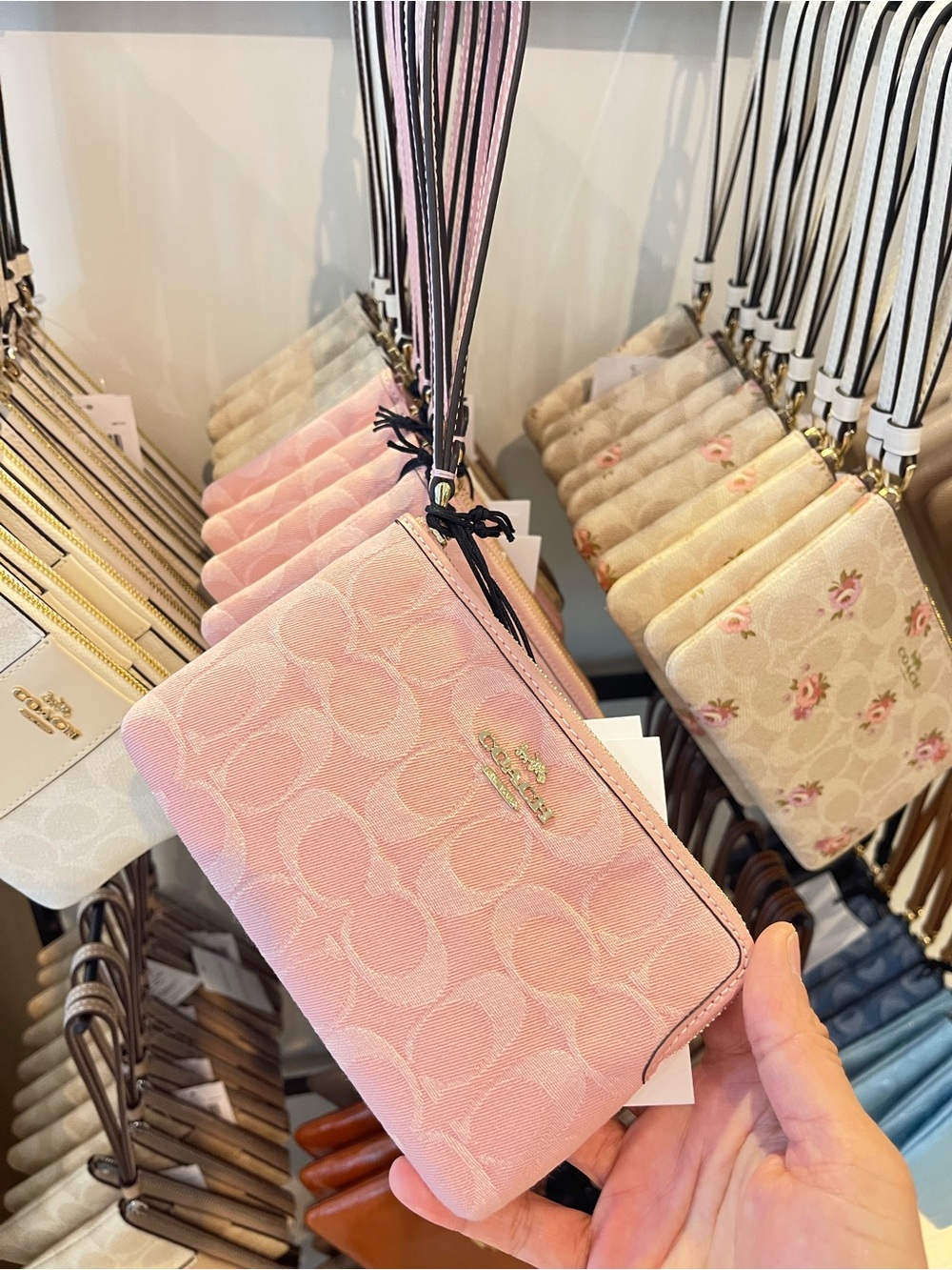 Coach Corner Zip Wristlet
In Signature Pink Denim🌸